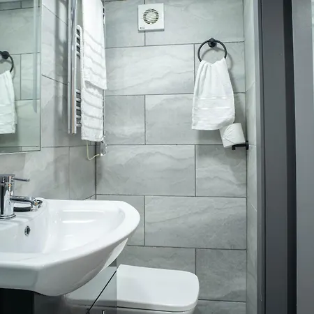 Apartment Centre Fully Equipped Perfect For Long *